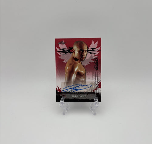 2010 Leaf MMA - Red Auto Sergio Gomez #AV-SG1