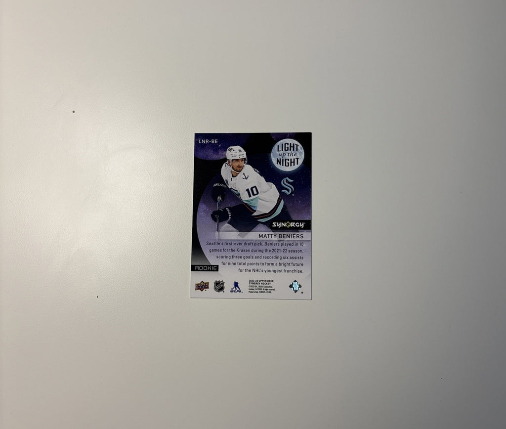 2022-23 Upper Deck Synergy Light Up The Night Rookie /899 Matty Beniers #LNR-BE
